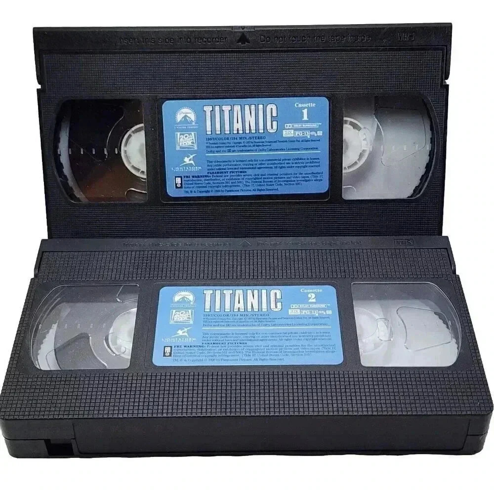 Titanic (VHS, 1998, 2-Tape Set) Leonardo DiCaprio, Kate Winslet - Picture 2 of 8